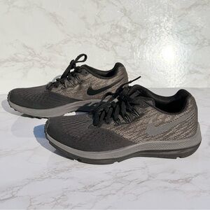 Nike Zoom Winflo 4 Sneakers